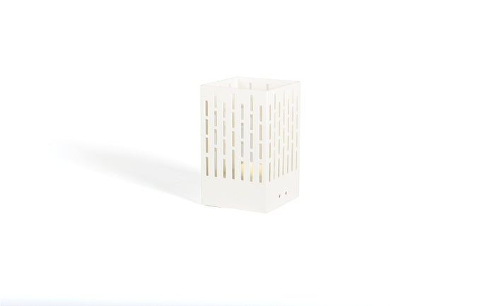 Skyline Design - La Lampe Pose 4 Solar Light in White