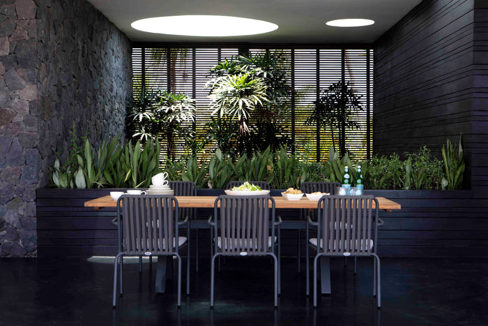 Skyline Design - Trinity - Carbon 6 Seat Outdoor Dining Set with Teak Alaska Table
